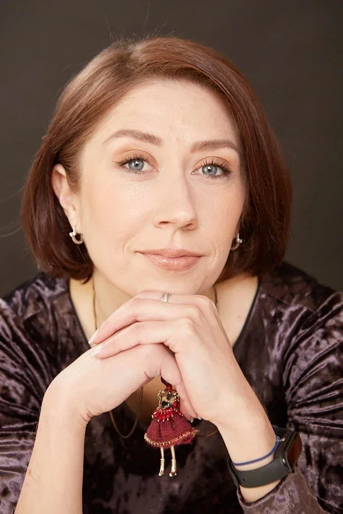 Екатерина Автушко, автор книг «Записки из головы» и «Исцеление»